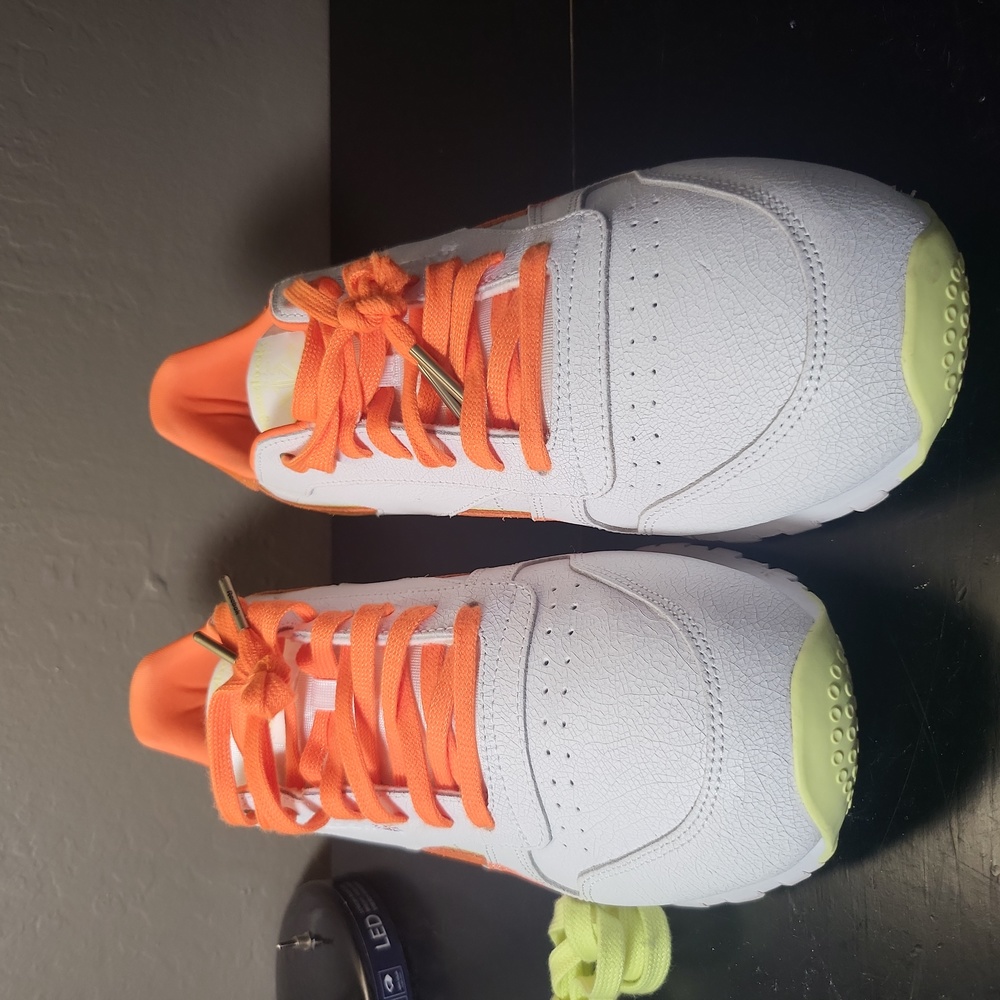 Reebok retros...orange/yellow..classy sneaker...NO SHOE BOX